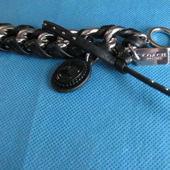 EUC Coach Black Leather Silver Chain Cameo Toggle Bracelet - Picture 4 of 9